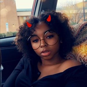 Meet your Posher, Tara